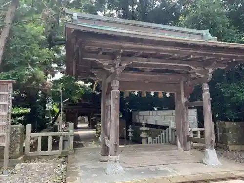 府八幡宮の山門