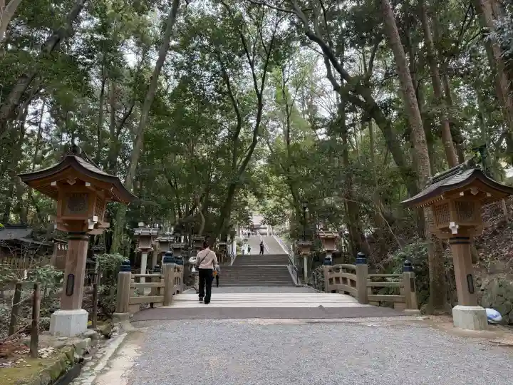 大神神社の{uncategorized: "未分類", other: "その他", undefined: "問題あり", building: "その他建物", grave: "お墓", sacred_gate: "鳥居", guardian: "狛犬", statue: "像", buddha: "仏像", history: "歴史", nature: "自然", garden: "庭園", animal: "動物", pagoda: "塔", temizu: "手水舎", mountain_gate: "山門・神門", sanctuary: "本殿・本堂", subordinate: "末社・摂社", art: "芸術", scenery: "景色", jizo: "地蔵", ema: "絵馬", goshuin: "御朱印", omikuji: "おみくじ", items: "授与品その他", amulet: "お守り", goshuincho: "御朱印帳", eats: "食事", festival: "お祭り", votive_dance: "神楽", shichigosan: "七五三参", wedding: "結婚式", experience: "体験その他", initially: "初詣", around: "周辺", anti_infection: "感染症対策"}