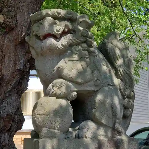 三嶋神社の狛犬