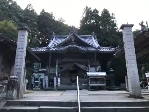 藤井寺の本殿・本堂