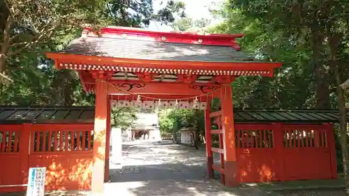 息栖神社の山門