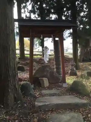 山家神社の末社・摂社