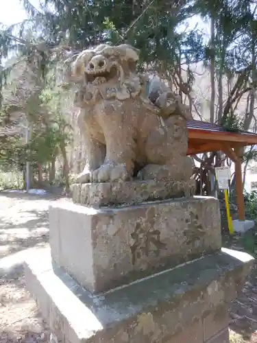 定山渓神社の狛犬