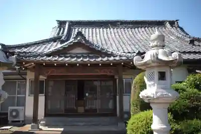 小林寺の本殿・本堂