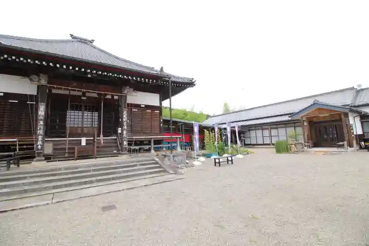 箕輪山満行院霊巖寺(埼玉県)