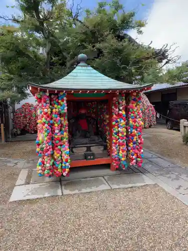 金剛寺（八坂庚申堂）の末社