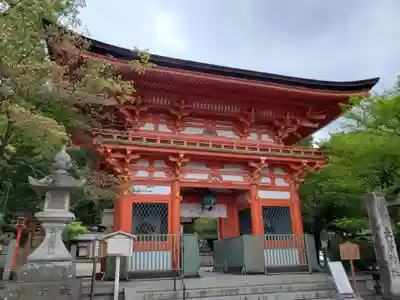 長等神社の山門・神門