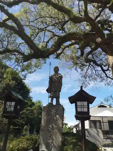 香西寺の像