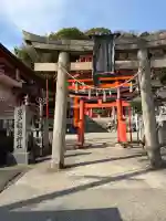 草戸稲荷神社の{uncategorized: "未分類", other: "その他", undefined: "問題あり", building: "その他建物", grave: "お墓", sacred_gate: "鳥居", guardian: "狛犬", statue: "像", buddha: "仏像", history: "歴史", nature: "自然", garden: "庭園", animal: "動物", pagoda: "塔", temizu: "手水舎", mountain_gate: "山門・神門", sanctuary: "本殿・本堂", subordinate: "末社・摂社", art: "芸術", scenery: "景色", jizo: "地蔵", ema: "絵馬", goshuin: "御朱印", omikuji: "おみくじ", items: "授与品その他", amulet: "お守り", goshuincho: "御朱印帳", eats: "食事", festival: "お祭り", votive_dance: "神楽", shichigosan: "七五三参", wedding: "結婚式", experience: "体験その他", initially: "初詣", around: "周辺", anti_infection: "感染症対策"}