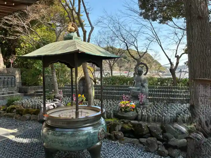 長谷寺の{uncategorized: "未分類", other: "その他", undefined: "問題あり", building: "その他建物", grave: "お墓", sacred_gate: "鳥居", guardian: "狛犬", statue: "像", buddha: "仏像", history: "歴史", nature: "自然", garden: "庭園", animal: "動物", pagoda: "塔", temizu: "手水舎", mountain_gate: "山門・神門", sanctuary: "本殿・本堂", subordinate: "末社・摂社", art: "芸術", scenery: "景色", jizo: "地蔵", ema: "絵馬", goshuin: "御朱印", omikuji: "おみくじ", items: "授与品その他", amulet: "お守り", goshuincho: "御朱印帳", eats: "食事", festival: "お祭り", votive_dance: "神楽", shichigosan: "七五三参", wedding: "結婚式", experience: "体験その他", initially: "初詣", around: "周辺", anti_infection: "感染症対策"}