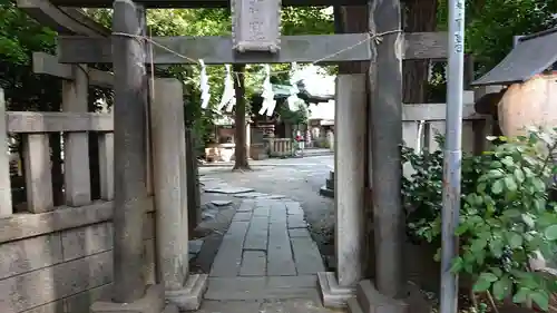 小野照崎神社の鳥居