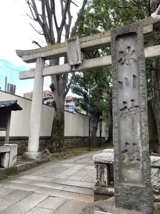 桐ヶ谷氷川神社の鳥居