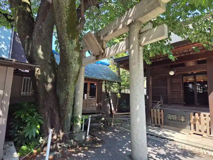 嶺御嶽神社(東京都)