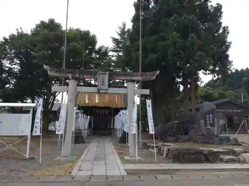 川合神社(新潟県)