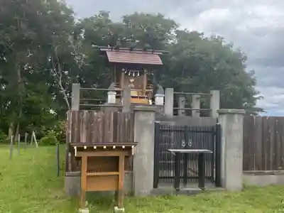 谷地頭神社の末社・摂社