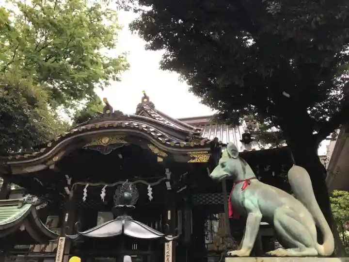 豊川稲荷東京別院の狛犬