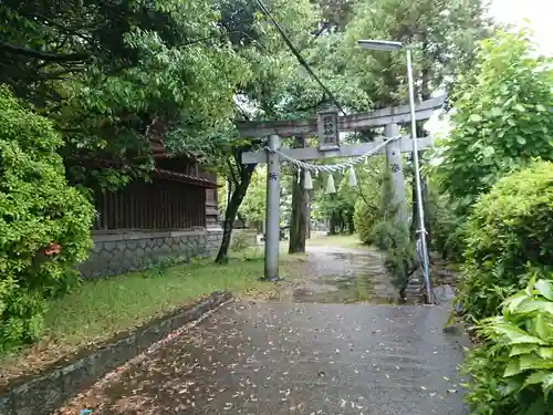 諏訪神社（八帖諏訪神社）の鳥居