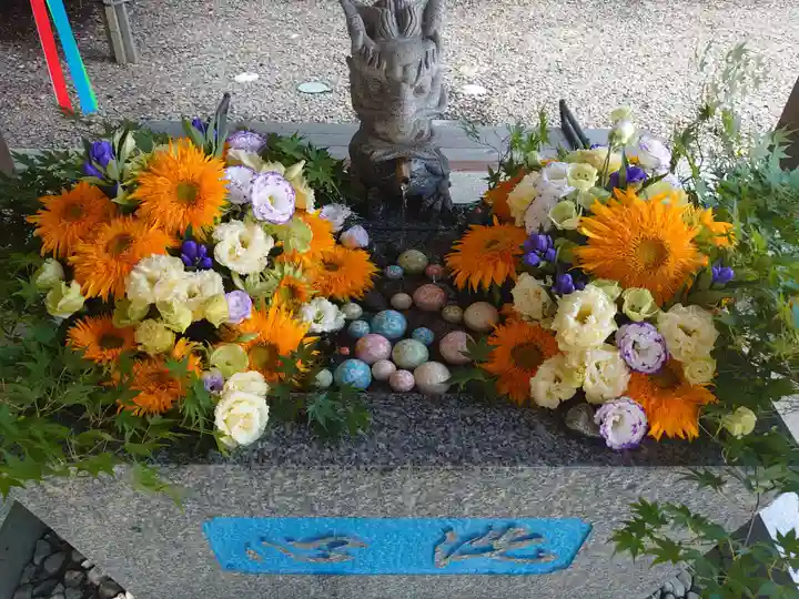 滑川神社 - 仕事と子どもの守り神の手水舎