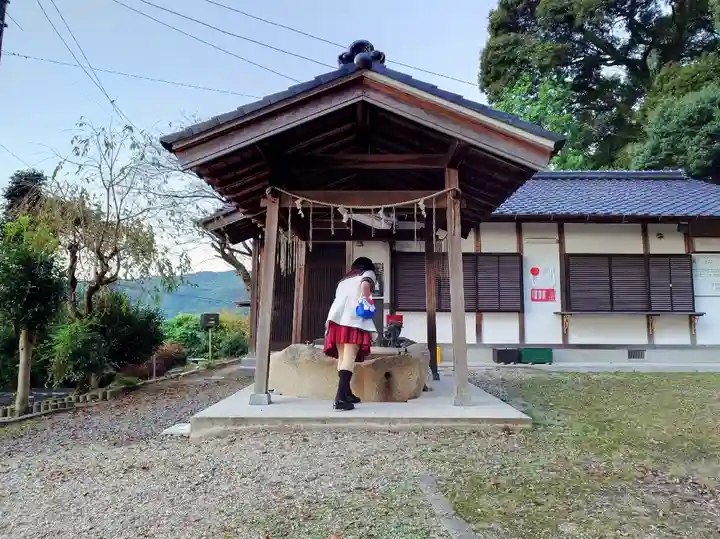 五社神社の手水舎