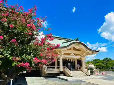 岡山神社の本殿・本堂