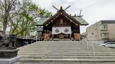 札幌諏訪神社の本殿・本堂