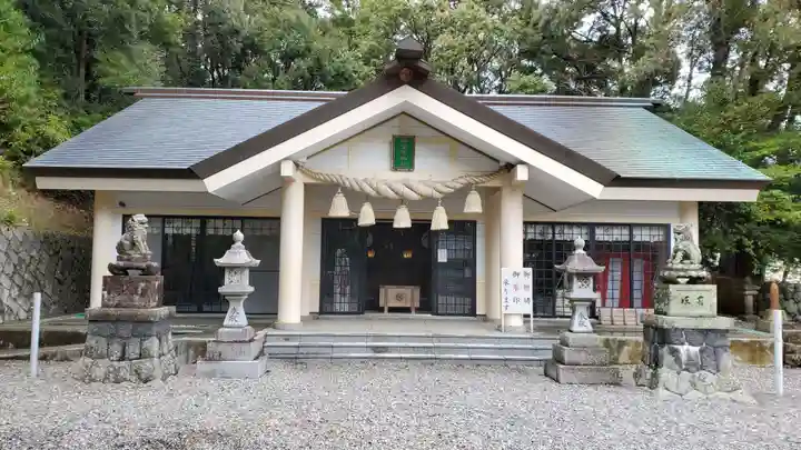 宇賀多神社の本殿・本堂