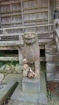 熊野神社の狛犬