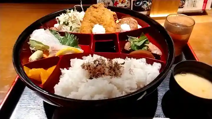 湯神社(愛媛県)