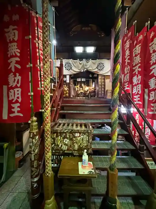 三瀧山不動院の本殿・本堂