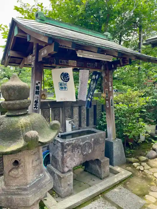 於咲稲荷神社・波除(浪除)稲荷神社(東京都)