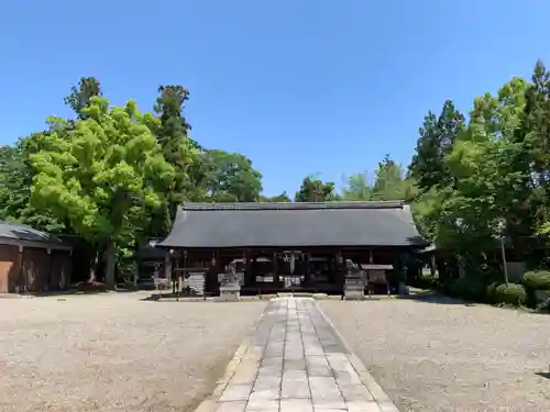 豊満神社の本殿・本堂