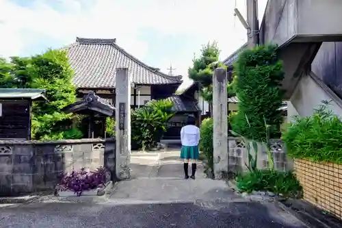 随応寺（隨應寺）の山門・神門