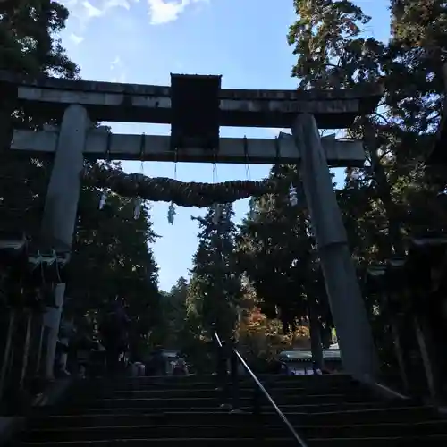 宝山寺の鳥居