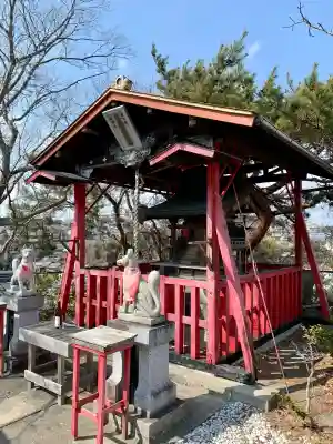 佐浦山伏見稲荷大明神の{uncategorized: "未分類", other: "その他", undefined: "問題あり", building: "その他建物", grave: "お墓", sacred_gate: "鳥居", guardian: "狛犬", statue: "像", buddha: "仏像", history: "歴史", nature: "自然", garden: "庭園", animal: "動物", pagoda: "塔", temizu: "手水舎", mountain_gate: "山門・神門", sanctuary: "本殿・本堂", subordinate: "末社・摂社", art: "芸術", scenery: "景色", jizo: "地蔵", ema: "絵馬", goshuin: "御朱印", omikuji: "おみくじ", items: "授与品その他", amulet: "お守り", goshuincho: "御朱印帳", eats: "食事", festival: "お祭り", votive_dance: "神楽", shichigosan: "七五三参", wedding: "結婚式", experience: "体験その他", initially: "初詣", around: "周辺", anti_infection: "感染症対策"}