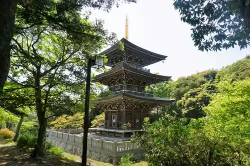 村松虚空蔵堂（日高寺）の塔