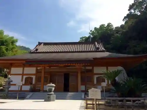 宝厳寺の本殿