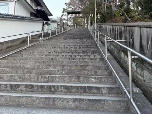 阿智神社の{uncategorized: "未分類", other: "その他", undefined: "問題あり", building: "その他建物", grave: "お墓", sacred_gate: "鳥居", guardian: "狛犬", statue: "像", buddha: "仏像", history: "歴史", nature: "自然", garden: "庭園", animal: "動物", pagoda: "塔", temizu: "手水舎", mountain_gate: "山門・神門", sanctuary: "本殿・本堂", subordinate: "末社・摂社", art: "芸術", scenery: "景色", jizo: "地蔵", ema: "絵馬", goshuin: "御朱印", omikuji: "おみくじ", items: "授与品その他", amulet: "お守り", goshuincho: "御朱印帳", eats: "食事", festival: "お祭り", votive_dance: "神楽", shichigosan: "七五三参", wedding: "結婚式", experience: "体験その他", initially: "初詣", around: "周辺", anti_infection: "感染症対策"}