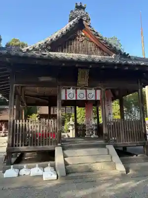 志那神社の{uncategorized: "未分類", other: "その他", undefined: "問題あり", building: "その他建物", grave: "お墓", sacred_gate: "鳥居", guardian: "狛犬", statue: "像", buddha: "仏像", history: "歴史", nature: "自然", garden: "庭園", animal: "動物", pagoda: "塔", temizu: "手水舎", mountain_gate: "山門・神門", sanctuary: "本殿・本堂", subordinate: "末社・摂社", art: "芸術", scenery: "景色", jizo: "地蔵", ema: "絵馬", goshuin: "御朱印", omikuji: "おみくじ", items: "授与品その他", amulet: "お守り", goshuincho: "御朱印帳", eats: "食事", festival: "お祭り", votive_dance: "神楽", shichigosan: "七五三参", wedding: "結婚式", experience: "体験その他", initially: "初詣", around: "周辺", anti_infection: "感染症対策"}