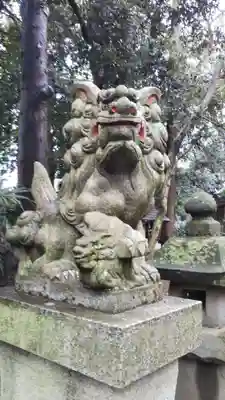 八幡春日神社の狛犬