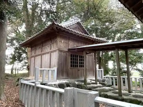 物部神社の本殿・本堂