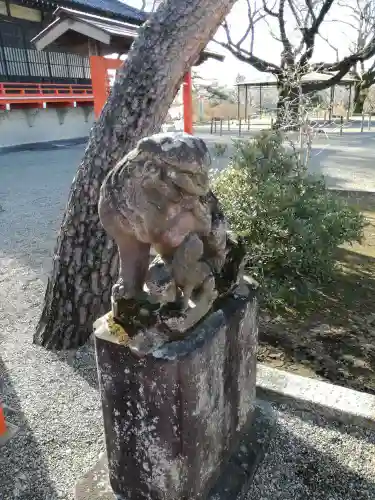 尾曳稲荷神社の狛犬