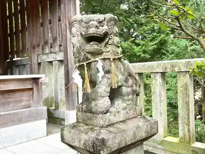 貝野神社(西貝野)の狛犬