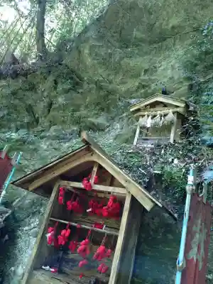 中山神社の{uncategorized: "未分類", other: "その他", undefined: "問題あり", building: "その他建物", grave: "お墓", sacred_gate: "鳥居", guardian: "狛犬", statue: "像", buddha: "仏像", history: "歴史", nature: "自然", garden: "庭園", animal: "動物", pagoda: "塔", temizu: "手水舎", mountain_gate: "山門・神門", sanctuary: "本殿・本堂", subordinate: "末社・摂社", art: "芸術", scenery: "景色", jizo: "地蔵", ema: "絵馬", goshuin: "御朱印", omikuji: "おみくじ", items: "授与品その他", amulet: "お守り", goshuincho: "御朱印帳", eats: "食事", festival: "お祭り", votive_dance: "神楽", shichigosan: "七五三参", wedding: "結婚式", experience: "体験その他", initially: "初詣", around: "周辺", anti_infection: "感染症対策"}