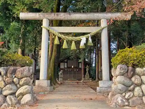 小被神社の鳥居