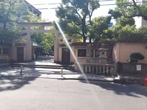 坐摩神社の鳥居