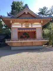 市原稲荷神社の建物その他