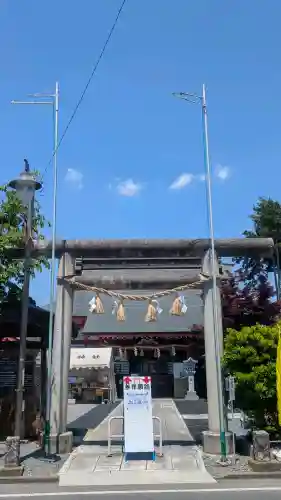 鹿島神社の{uncategorized: "未分類", other: "その他", undefined: "問題あり", building: "その他建物", grave: "お墓", sacred_gate: "鳥居", guardian: "狛犬", statue: "像", buddha: "仏像", history: "歴史", nature: "自然", garden: "庭園", animal: "動物", pagoda: "塔", temizu: "手水舎", mountain_gate: "山門・神門", sanctuary: "本殿・本堂", subordinate: "末社・摂社", art: "芸術", scenery: "景色", jizo: "地蔵", ema: "絵馬", goshuin: "御朱印", omikuji: "おみくじ", items: "授与品その他", amulet: "お守り", goshuincho: "御朱印帳", eats: "食事", festival: "お祭り", votive_dance: "神楽", shichigosan: "七五三参", wedding: "結婚式", experience: "体験その他", initially: "初詣", around: "周辺", anti_infection: "感染症対策"}