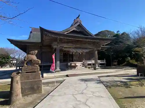 神﨑神社の{uncategorized: "未分類", other: "その他", undefined: "問題あり", building: "その他建物", grave: "お墓", sacred_gate: "鳥居", guardian: "狛犬", statue: "像", buddha: "仏像", history: "歴史", nature: "自然", garden: "庭園", animal: "動物", pagoda: "塔", temizu: "手水舎", mountain_gate: "山門・神門", sanctuary: "本殿・本堂", subordinate: "末社・摂社", art: "芸術", scenery: "景色", jizo: "地蔵", ema: "絵馬", goshuin: "御朱印", omikuji: "おみくじ", items: "授与品その他", amulet: "お守り", goshuincho: "御朱印帳", eats: "食事", festival: "お祭り", votive_dance: "神楽", shichigosan: "七五三参", wedding: "結婚式", experience: "体験その他", initially: "初詣", around: "周辺", anti_infection: "感染症対策"}