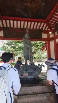 浅草寺の手水舎