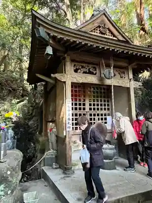 紅葉ヶ滝薬師堂(福岡県)